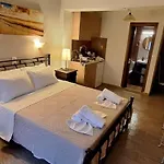 Diolkos Apartament Nea Roda